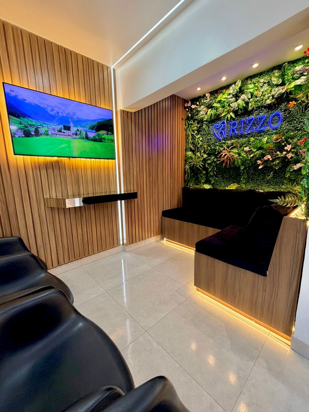 Sala de espera da clínica Rizzo Implantes